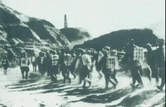 1947年3月19日，西北野戰(zhàn)軍撤離延安，進(jìn)行戰(zhàn)略轉(zhuǎn)移。